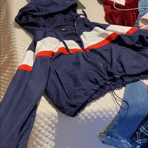 Cropped windbreaker